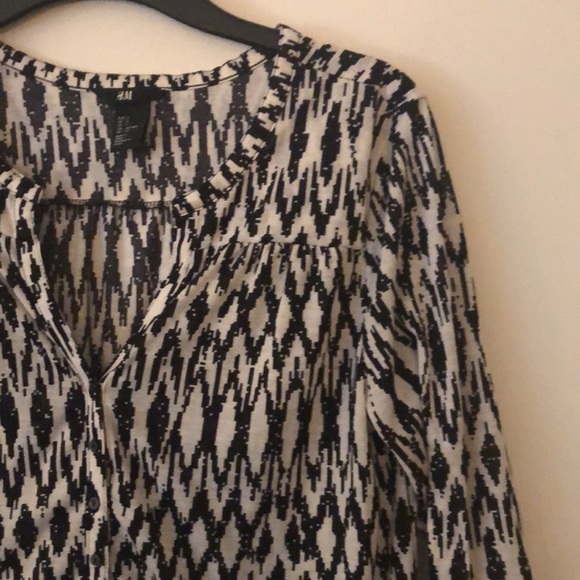 H&M top - Picture 2 of 5